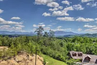Pigeon Forge Condo < 2 Mi to Attractions! - Condos