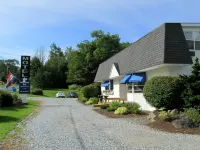 Schooner Bay Motor Inn