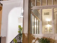 Alfred Hotels Biarritz Les Halles Hotels in Biarritz