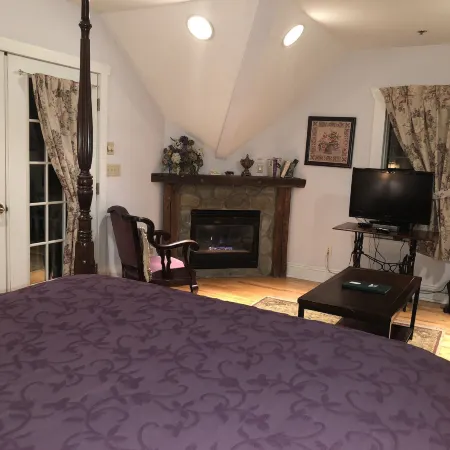 Alpine Haus Bed & Breakfast Inn