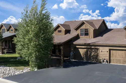 19th Hole Cabin