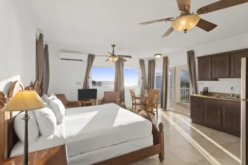 Turtle's Nest Beach Resort Hotels in Sandy Ground