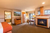 Inn at Cannon Beach Hotels near Chapman Point