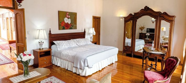 Casa Montalvo Bed & Breakfast Hotels in Cuenca