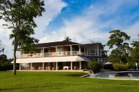 Hotel Boutique El Triángulo Отели в г. 