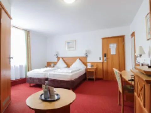 Landgasthof & Hotel Zur Rose Berg Hotels in Ehingen