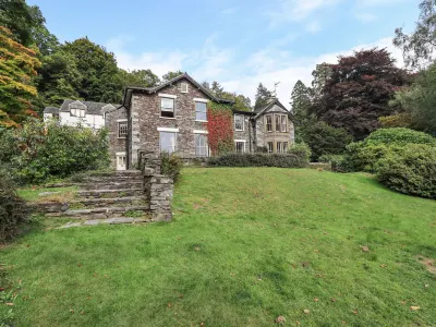 이즈데일 레이크 디스트릿 국립공원 주변 호텔