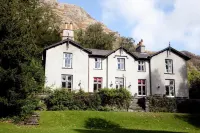 YHA Coniston Holly How Hotels in 