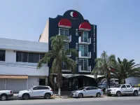Suites de Reyes - 3-Star
