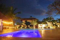 Nuovo Hotel Playa Catalina - С бассейном