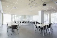 Residencia Universitaria Resa Damia Bonet Hotels in Alboraya