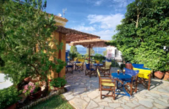 Kalypso Studios & Apartments