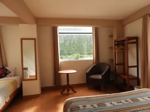 Ayllu B&B Ollantaytambo Отели в г. 
