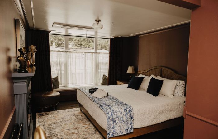 The Brooks Hotel Restaurant and Lounge