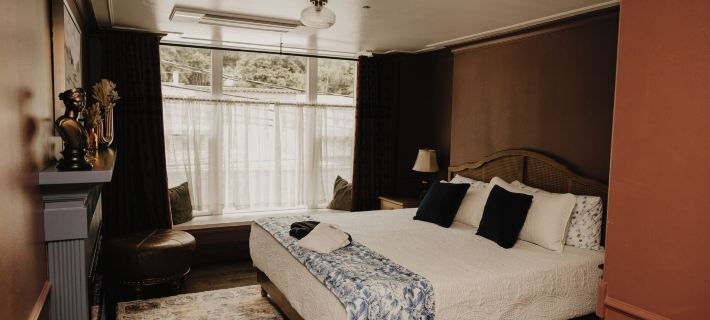 The Brooks Hotel Restaurant and Lounge Hotels in Shoshone County