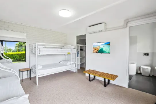 Windarra-Alex Headland Family Holiday