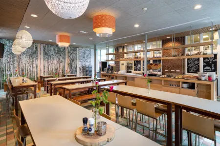 Stayokay Hostel Soest Отели в г. Суст