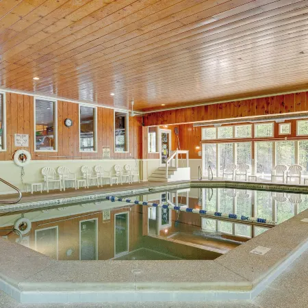 Spacious Bartlett Condo w/ Balconies & Pool!