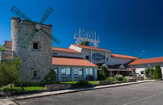 佳底列斯莫琳酒店