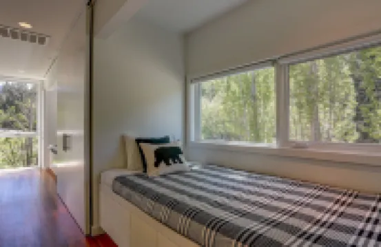 Neal Creek 2 Bedroom Home by Redawning