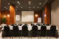 Hotel Malcom and Barret Hotels in Alfafar