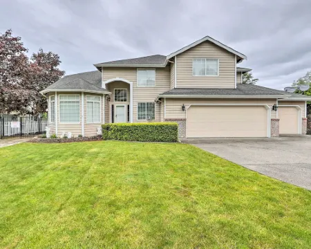 Spacious Kent Home Great for Large Families! Hotels in Kent