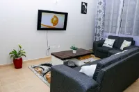 Lux Suites Riziki Homes Machakos Hotels in Kyumvi