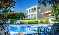 Alonaki Resort - Beach