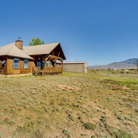 New Mexico Cabin Hideaway w/ Eagle Nest Lake Views