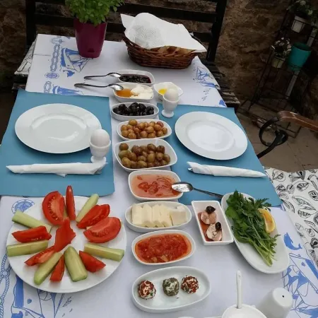 Aristonicus Boutique Hotel
