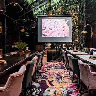 MJ's Dining/Meeting Rooms