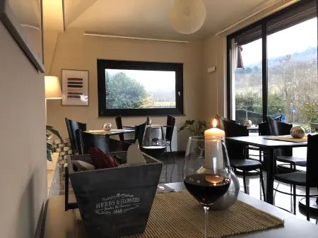 Hotel Kristall Отели в г. Corbara