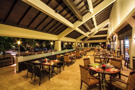 The Nouveau Chumphon Beach Resort and Golf