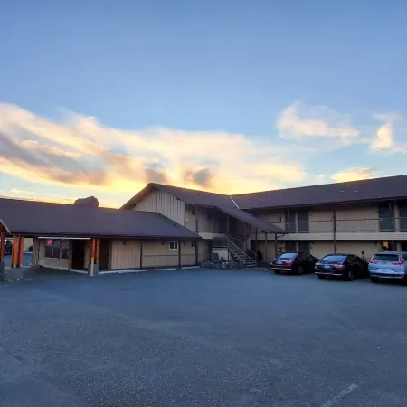 Olympic View Inn