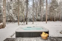 Private Hot Tub: Waterfront Home Along Eagle River - Hot Tub