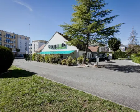 カンパニール ジュネーヴ - フェルネー - ヴォルテール フィルネー・ボルテールのホテル