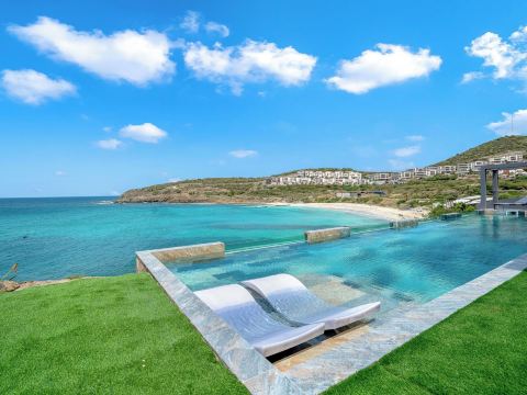 condostmaarten by the sea