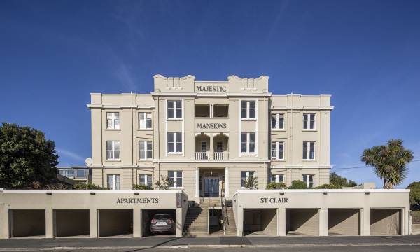 Majestic Mansions – Apartments at St Clair