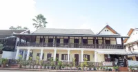 Villa Somphong Hotels near Wat Xieng Thong