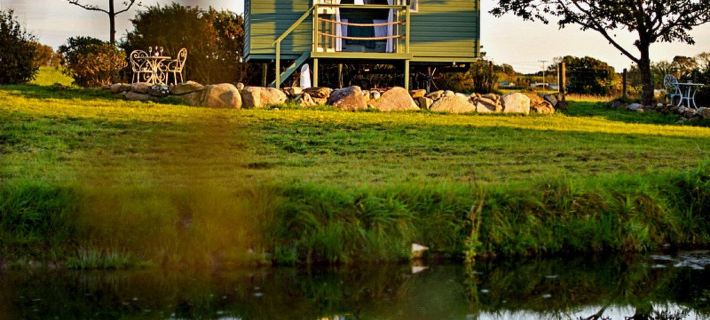 'Angharad' Poachers Hut Hotels in Pwllheli