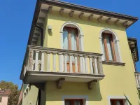 Marconi Lodge Hotels in 