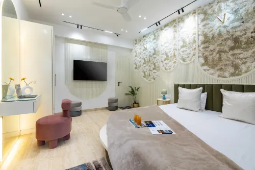 Homlee-Heaven in Hills 1BHK-Parking-Lift-Tapovan - 酒店式公寓