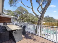 Saltwood Coastal Hamptons Luxe With Pool Hotels in Rye
