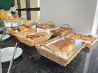 Pouso Alegre Hotel Inn - Próximo a Unimed e Rodoviária - Morgenmad