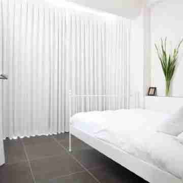 New Renovated 2BR Apt Center Tel Aviv,Wifi,Elevator Rooms