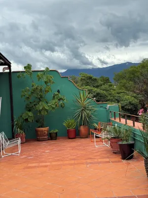 Ginger Banana Hostel فنادق في 