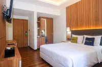 Urbanview Hotel Nardis Living near UMY