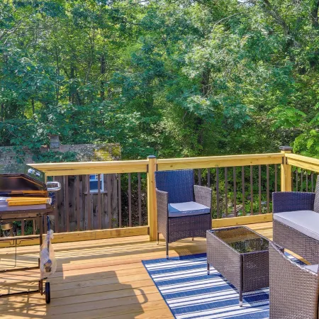 Fairhaven Harbor-front Gem - Steps From the Water!