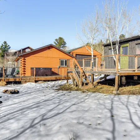Mtn-view Haven w/ Hot Tub: 9 Mi to Dtwn Bailey
