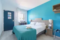 브릿 호텔 콩포트 마노스크 카다라슈